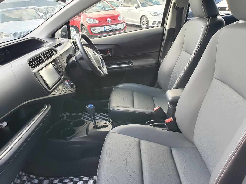 2014 Toyota Aqua