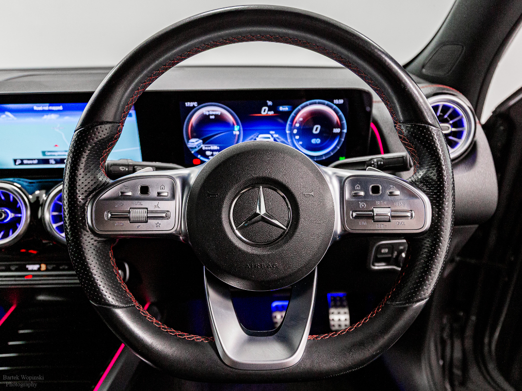 2022 Mercedes-Benz EQB