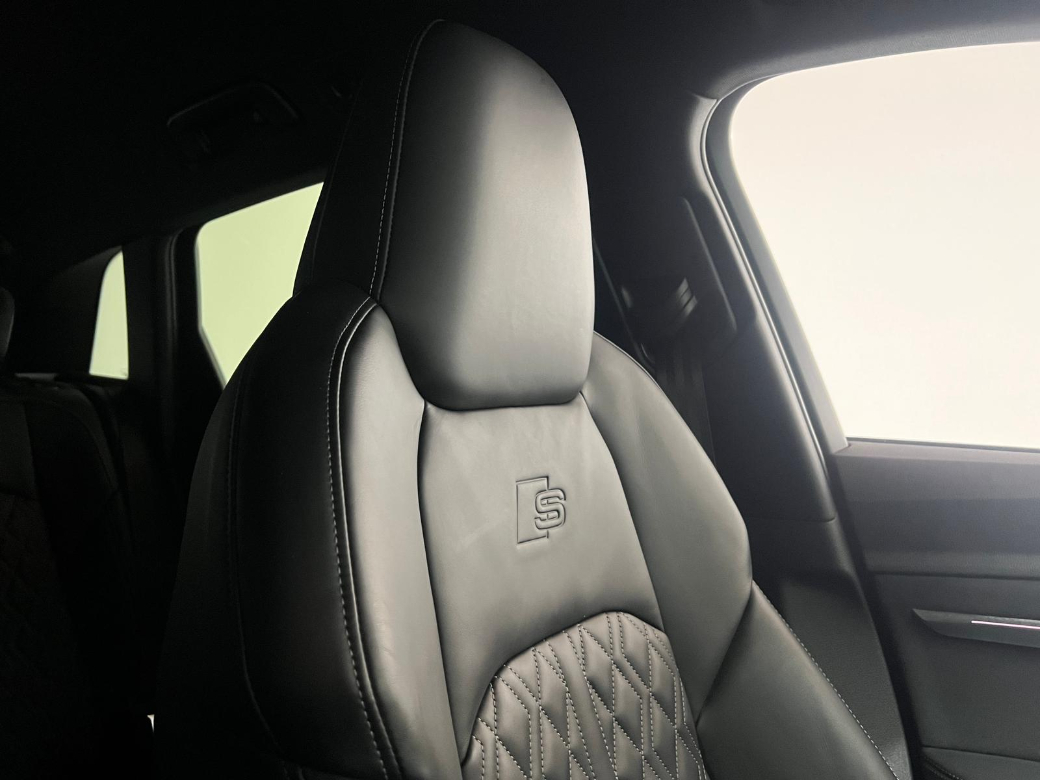2022 Audi e-tron