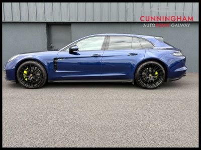 2022 Porsche Panamera