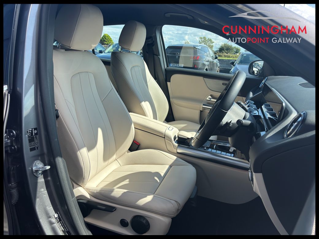 2021 Mercedes-Benz EQA