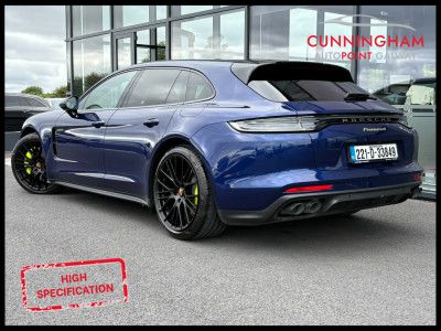 2022 Porsche Panamera