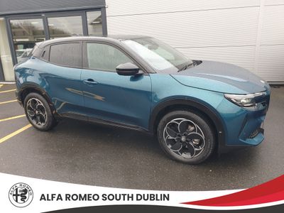 2025 Alfa Romeo Junior