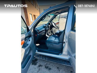 2005 Toyota Landcruiser