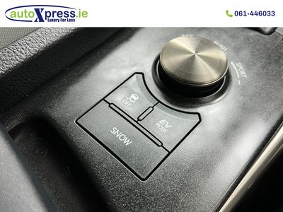 2015 Lexus IS 300h