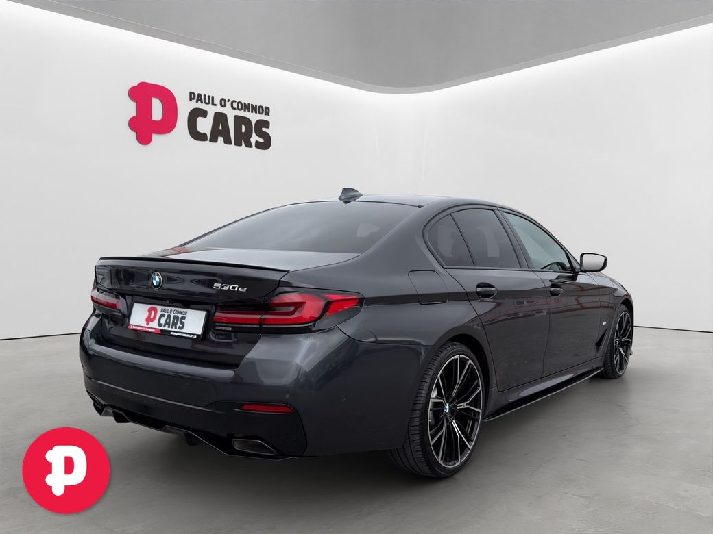 2021 BMW 530
