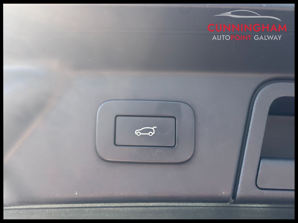 2024 Land Rover Range Rover Velar