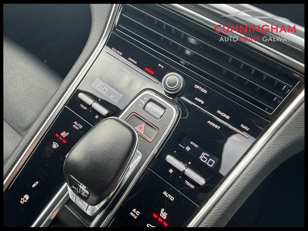 2022 Porsche Panamera