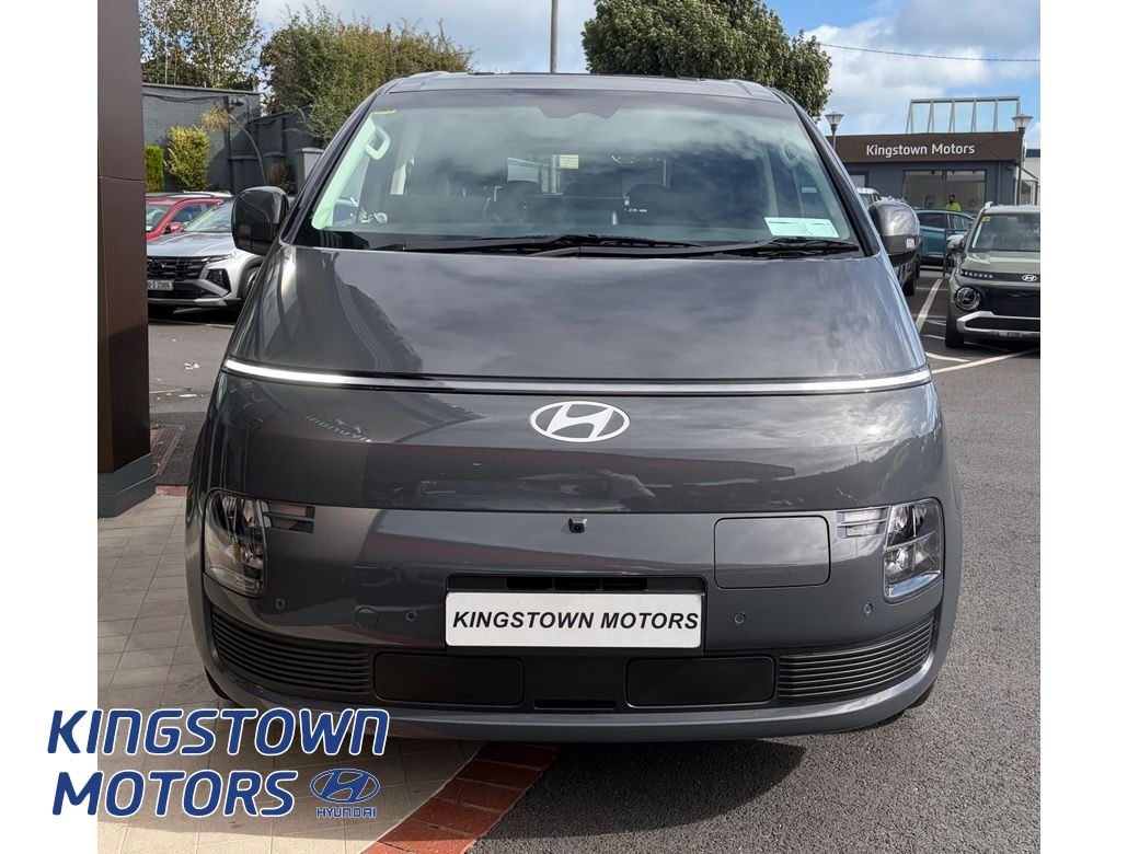 2026 Hyundai Staria