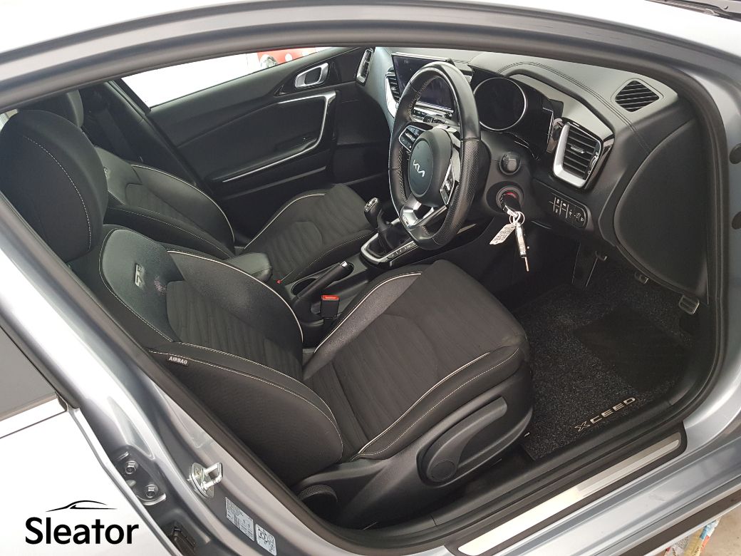 2022 Kia Ceed