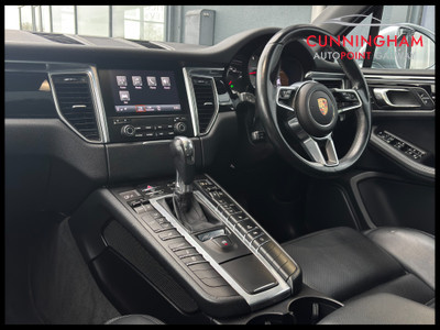 2017 Porsche Macan