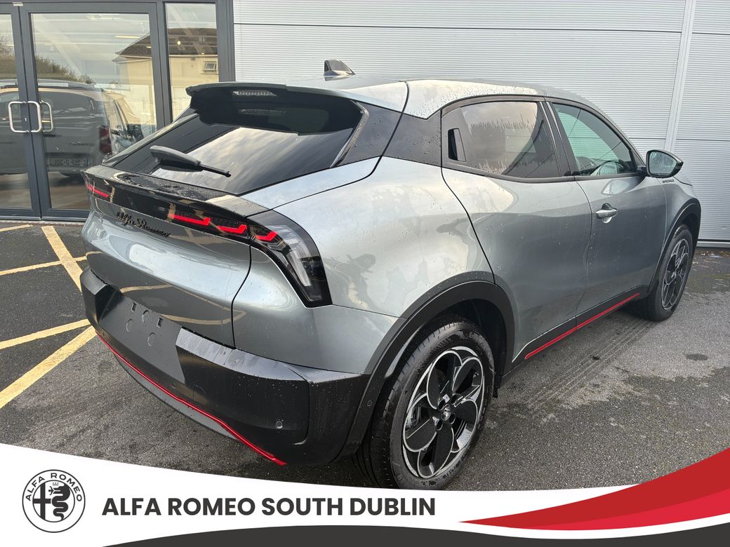 2026 Alfa Romeo Junior