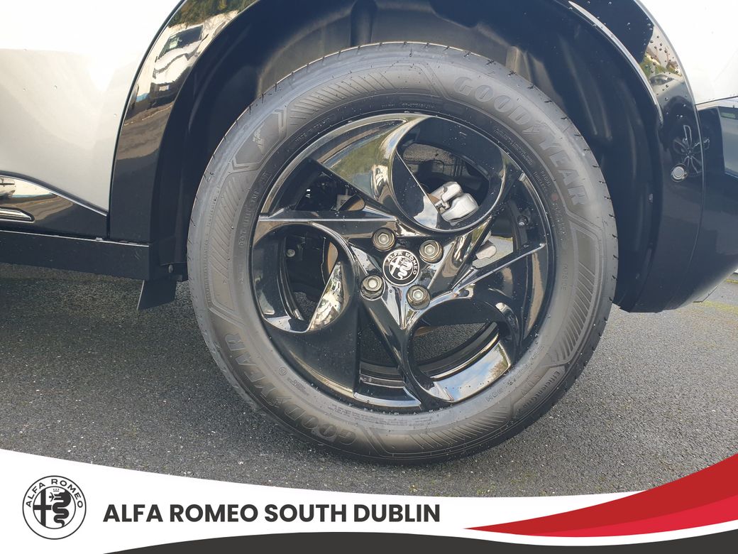 2026 Alfa Romeo Junior