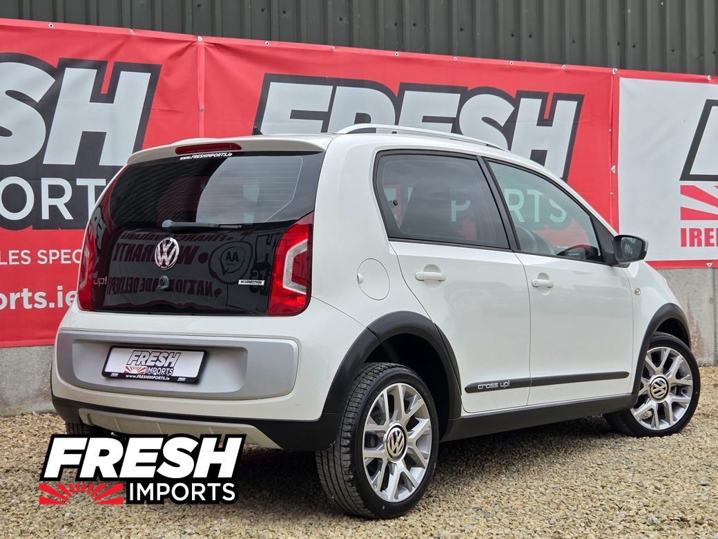 2016 Volkswagen up!