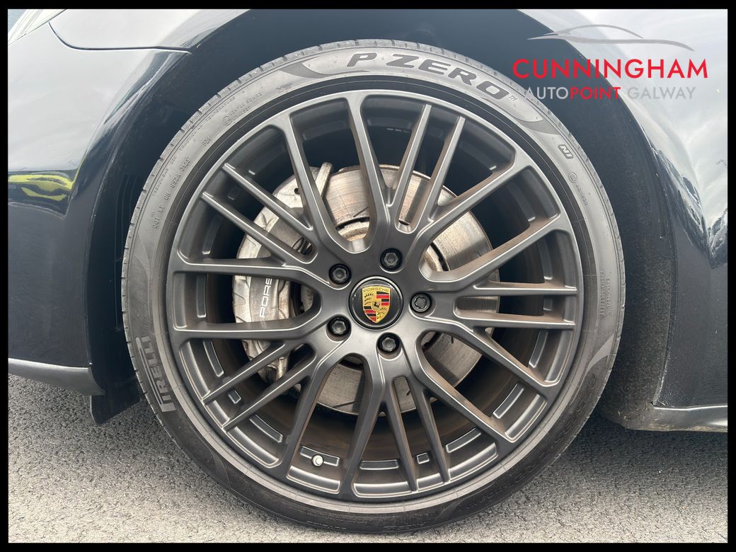 2022 Porsche Panamera