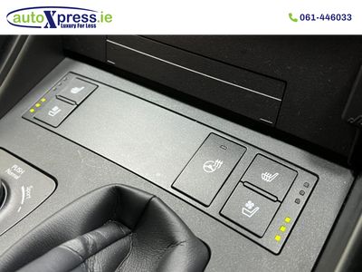 2022 Lexus IS 300h