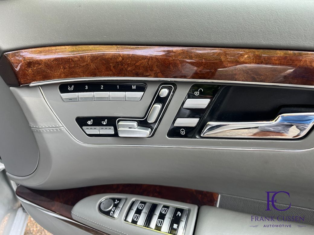 2007 Mercedes-Benz S Class