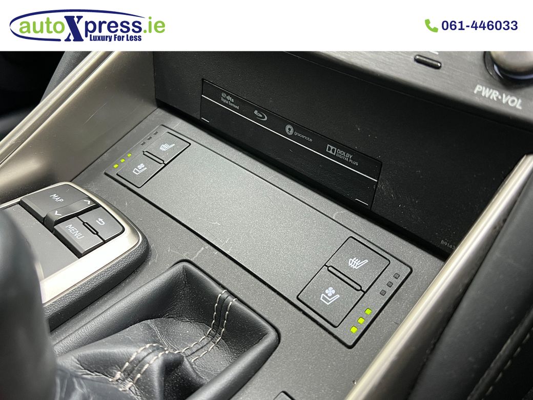 2019 Lexus IS 300h