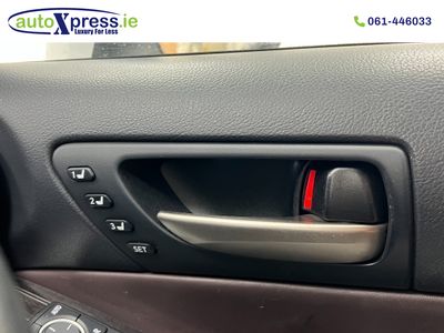 2019 Lexus IS 300h