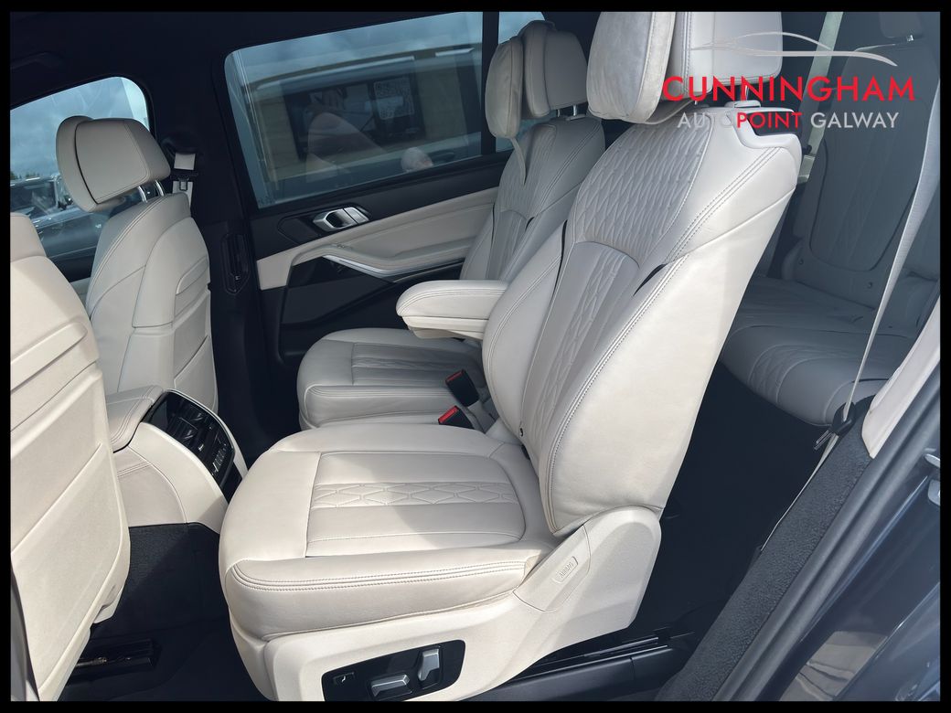 2019 BMW X7