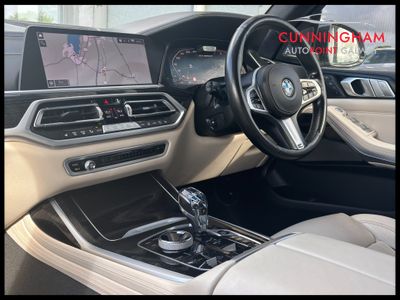 2019 BMW X7