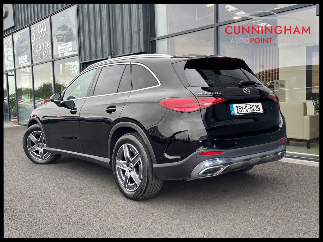 2025 Mercedes-Benz GLC Class