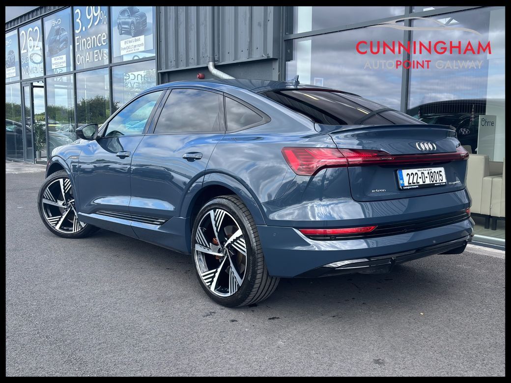 2022 Audi e-tron