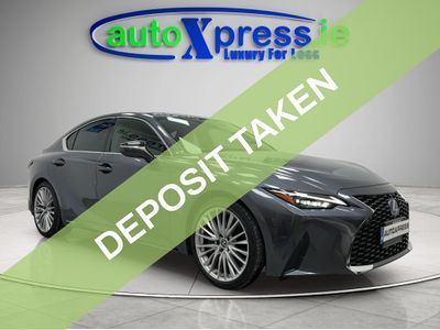 2022 Lexus IS 300h