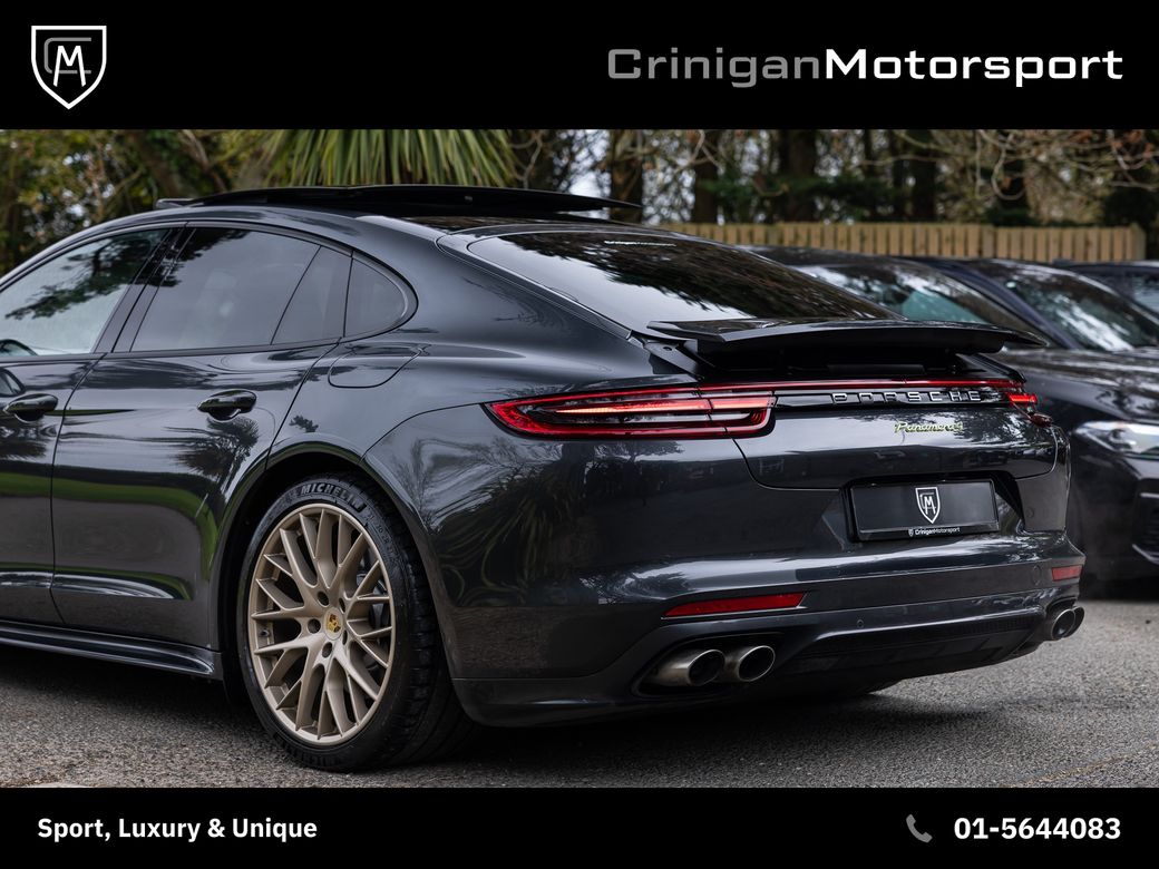 2020 Porsche Panamera