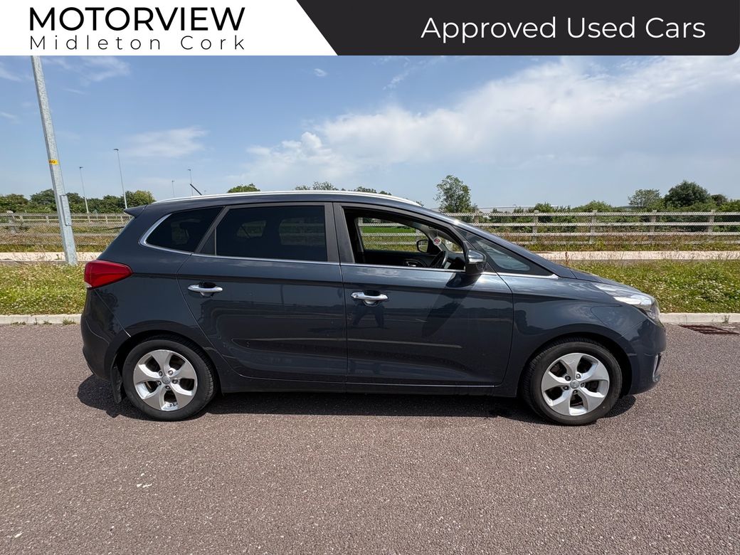 2016 Kia Carens