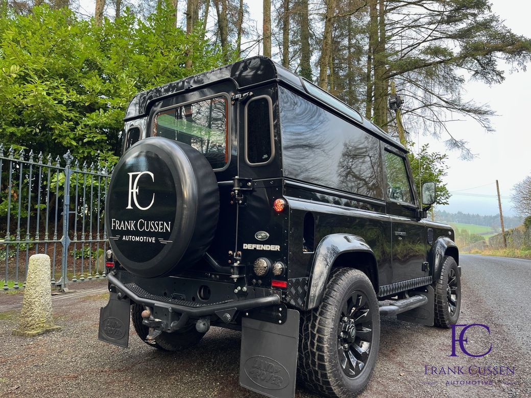 2014 Land Rover Defender 90