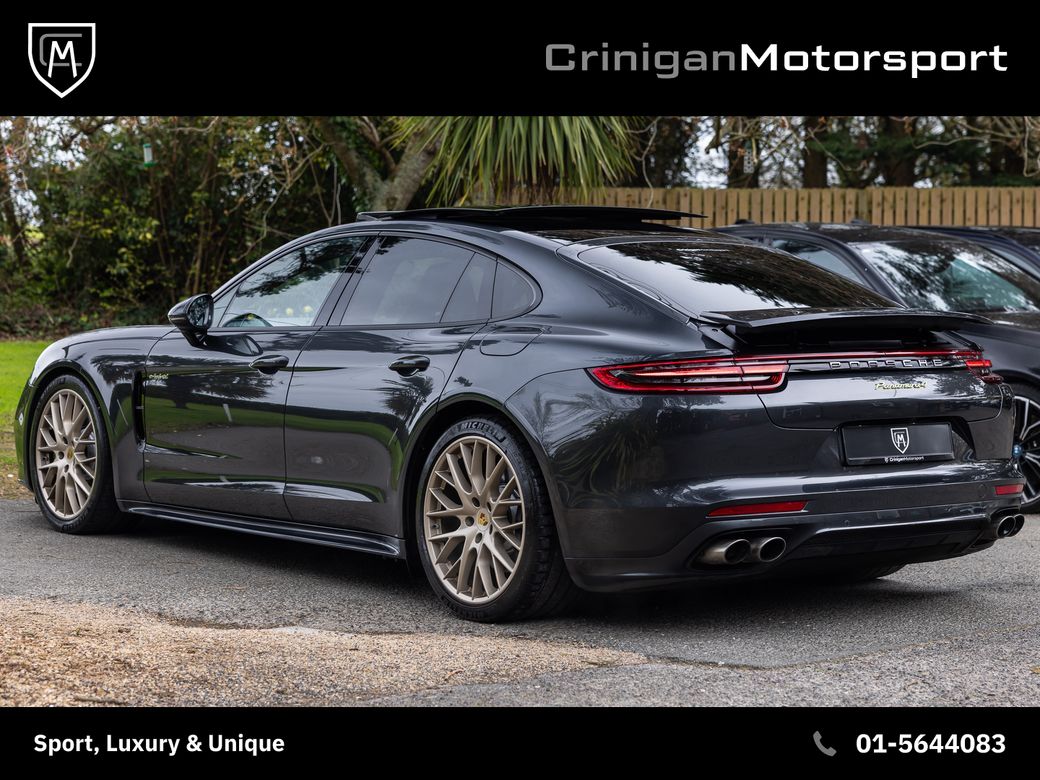 2020 Porsche Panamera