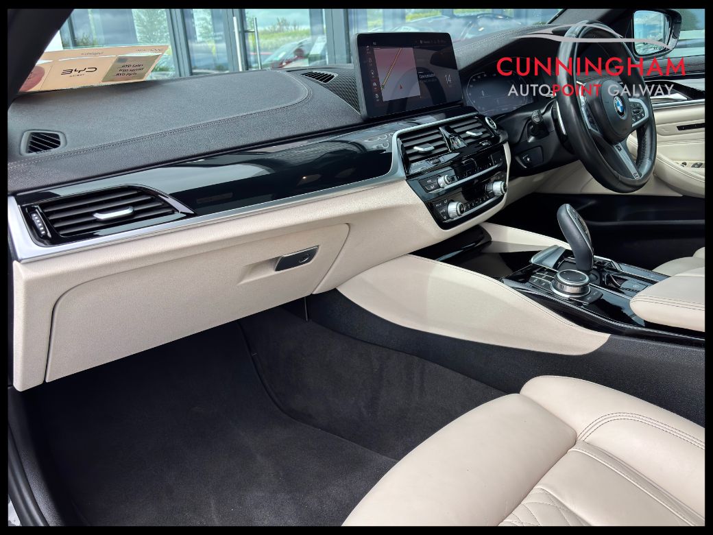 2022 BMW 5 Series