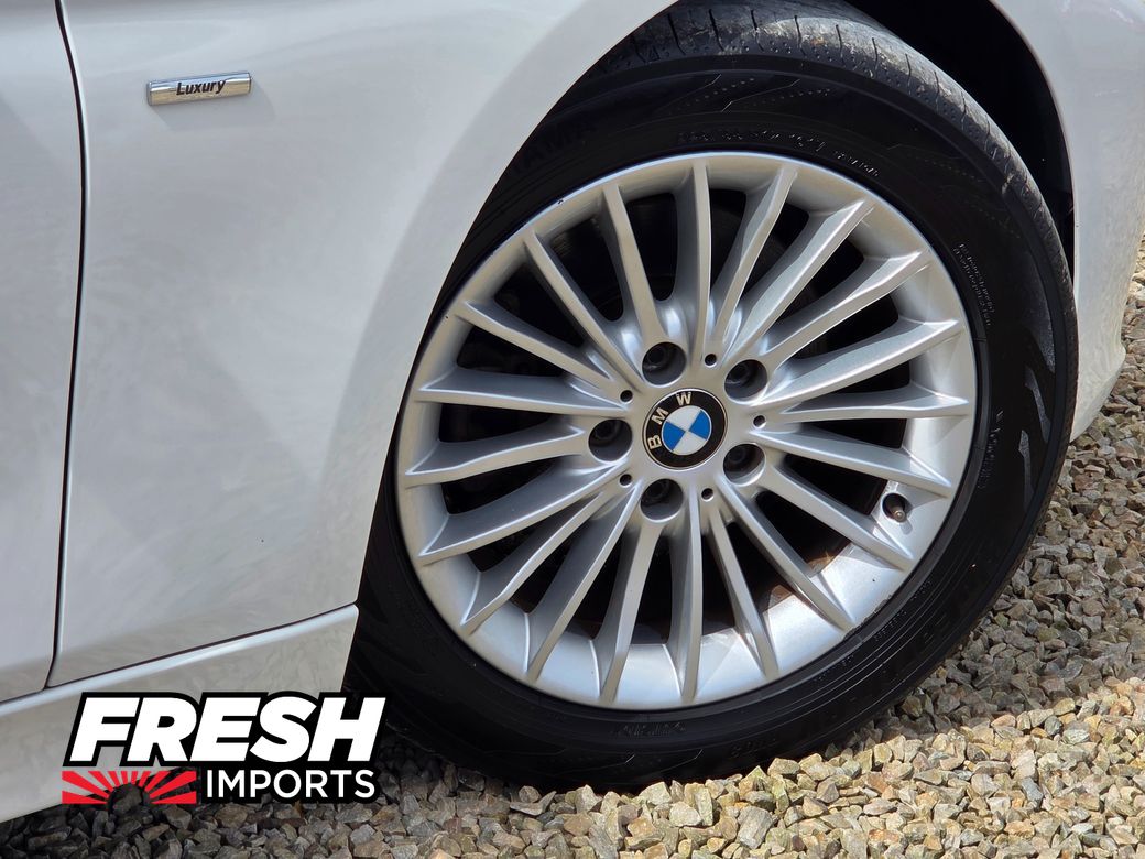 2012 BMW 3 Series