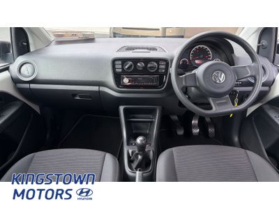 2017 Volkswagen up!