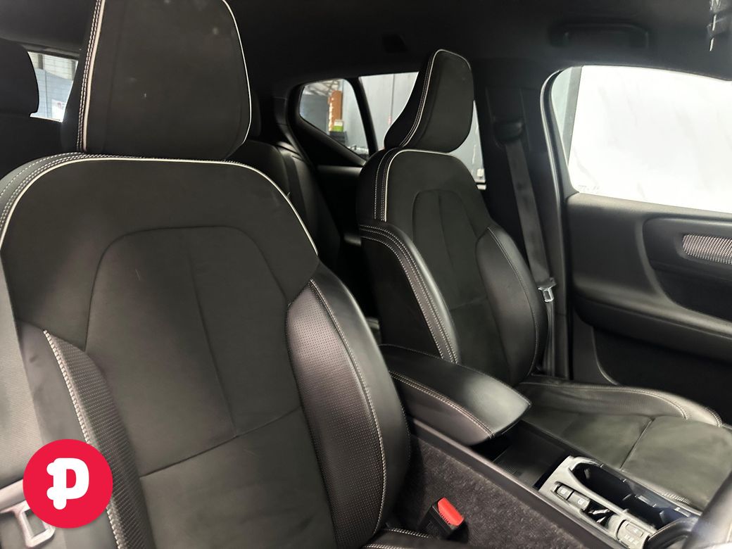 2020 Volvo XC40