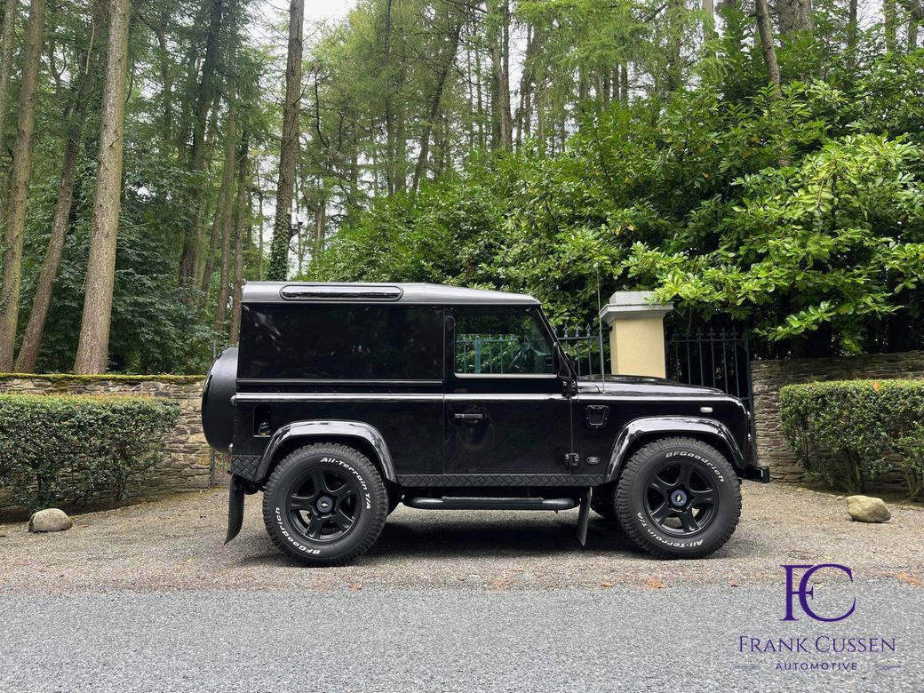 2015 Land Rover Defender 90