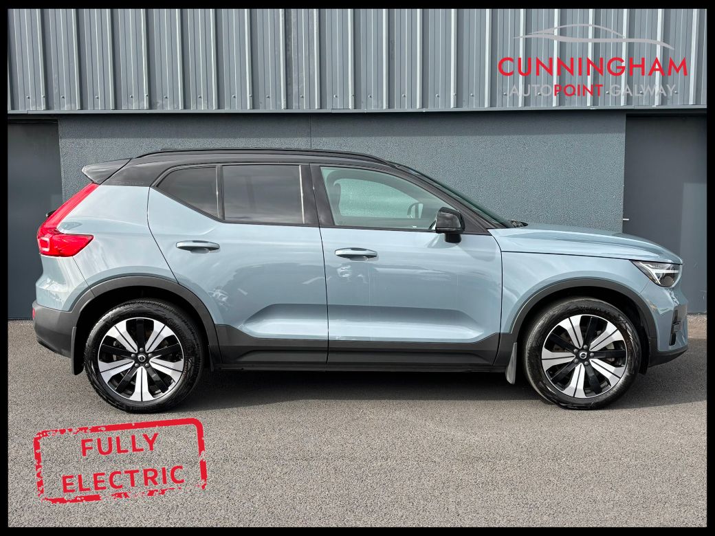 2023 Volvo XC40