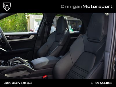 2025 Porsche Cayenne