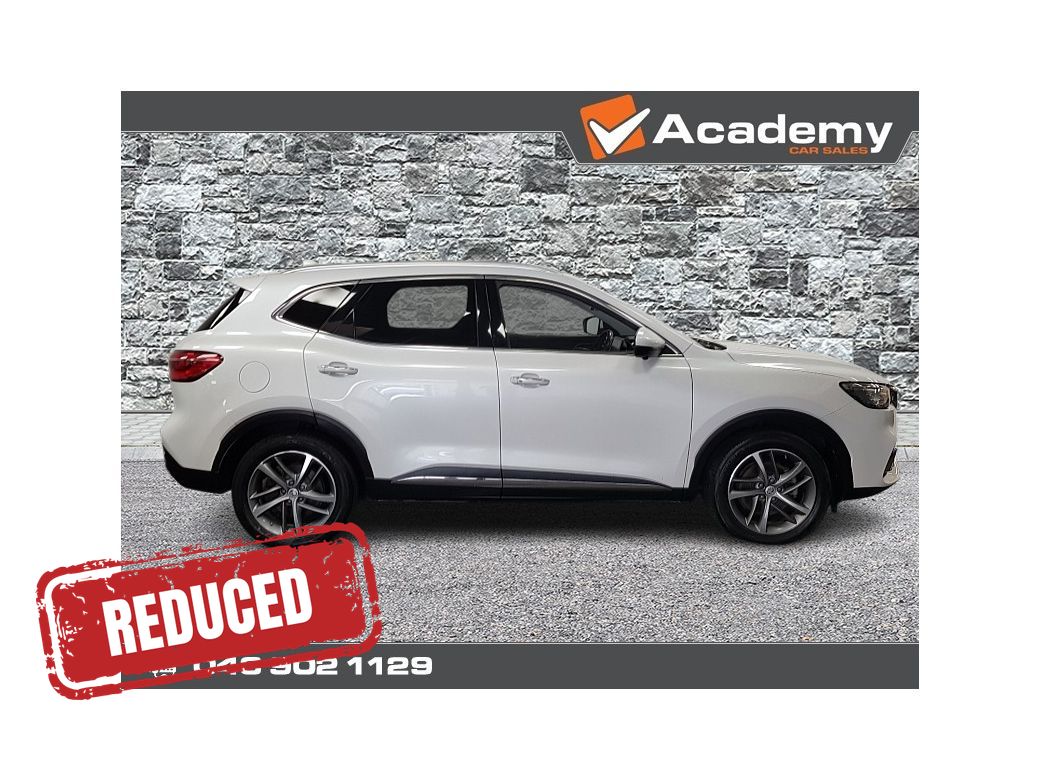 2023 MG HS