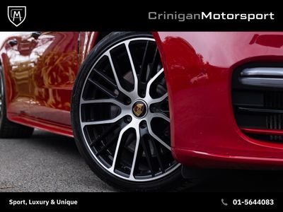 2022 Porsche Panamera