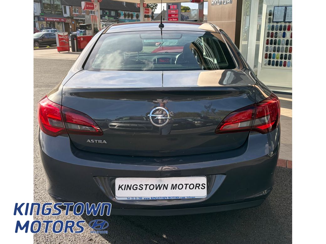 2013 Opel Astra