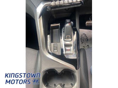2023 Peugeot 5008