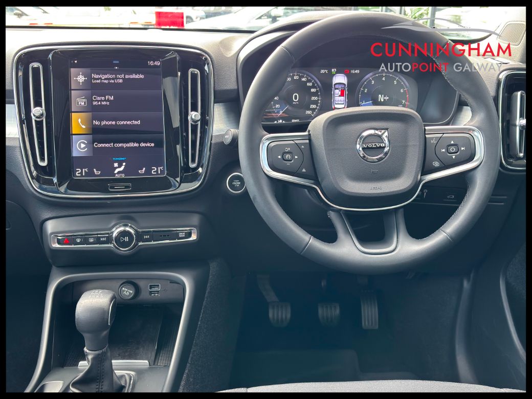 2022 Volvo XC40