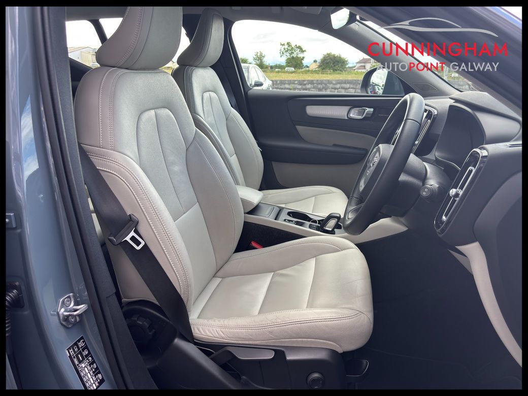 2020 Volvo XC40