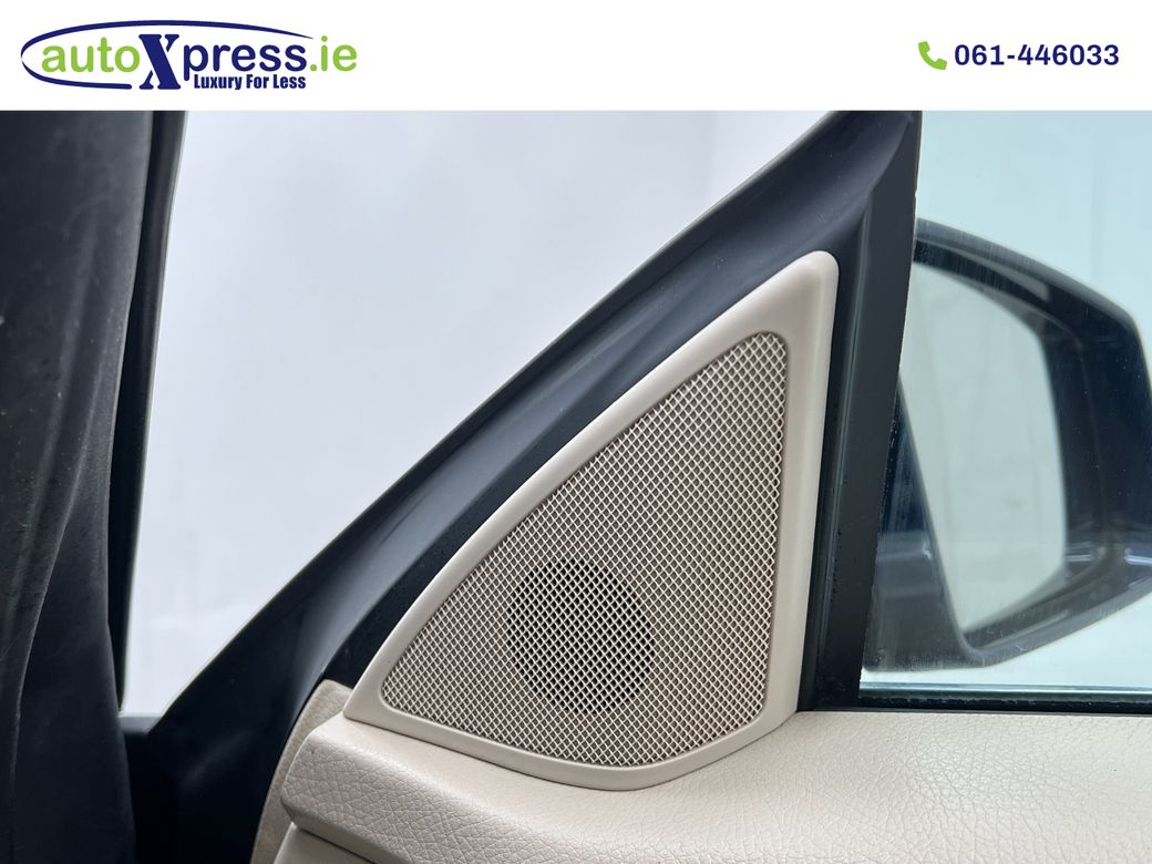 2015 Mercedes-Benz E 220