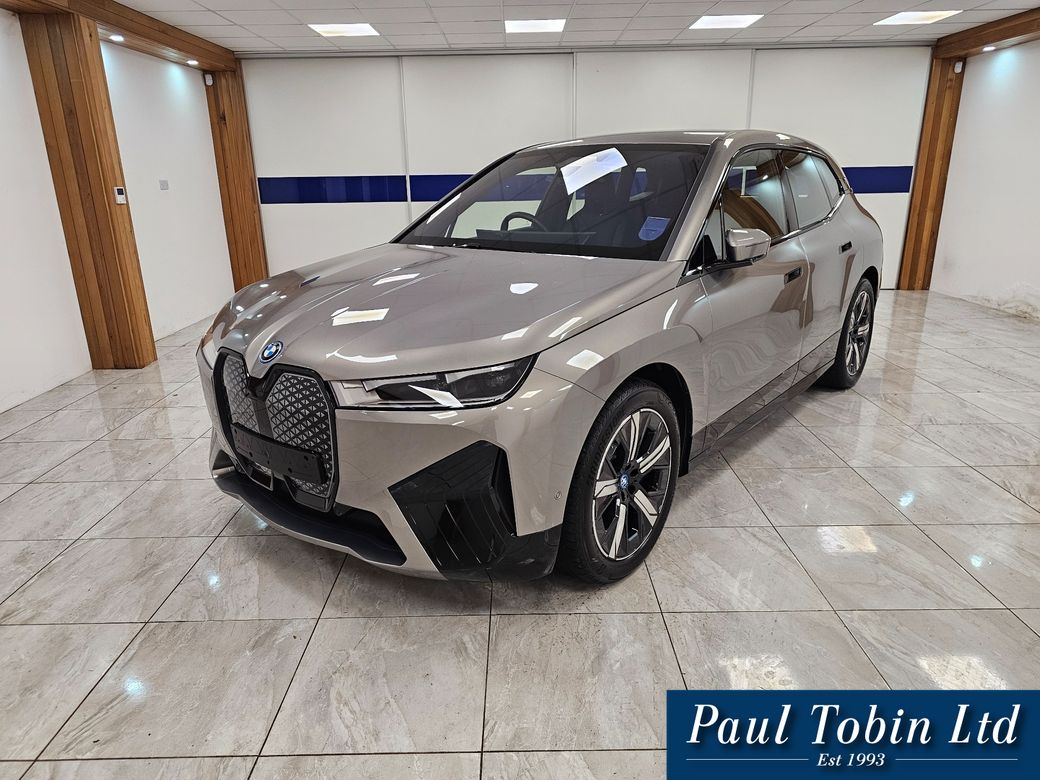 2025 BMW iX