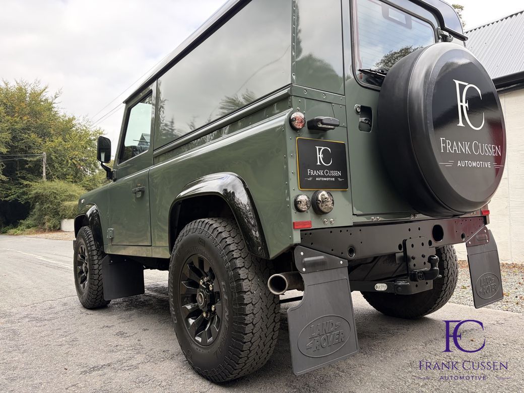 2015 Land Rover Defender 90