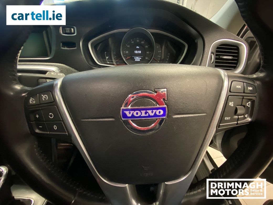 2015 Volvo V40