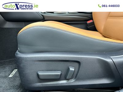 2022 Lexus IS 300h